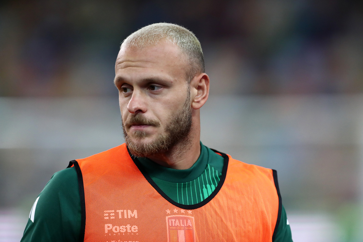 UDINE, ITALY - OCTOBER 14: Federico Dimarco of Italy looks on during the warm up prior to the FIFA World Cup 2026 qualifier match between Italy and Israel at Stadio Friuli on October 14, 2025 in Udine, Italy. (Photo by Marco Luzzani/Getty Images)