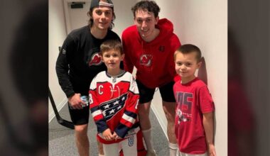 Hughes brothers take photo with Alex Ovechkin’s sons after Capitals-Devils game