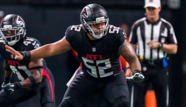 Ravens Agree to One-Year Deal With Guard/Center Jovaughn Gwyn