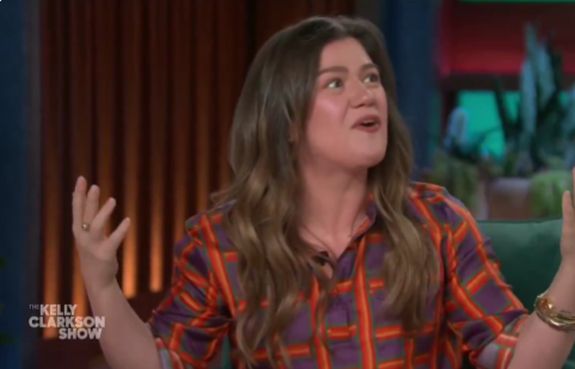 Kelly Clarkson Claims She Never Received Her $1 Million Prize or Car from Winning “American Idol” & Warns ‘Traitors’ Winner Rob Rausch Not to Expect His Prize – The Ashley's Reality Roundup