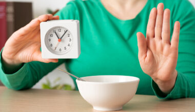 The Best Time To Stop Eating Before Heading To Bed