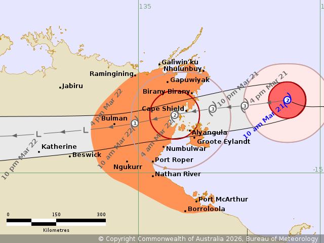 A map showing the cyclone moving towards the NT's Top End coast.