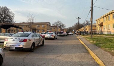 2 dead, 1 hospitalized after triple shooting in Algonquin