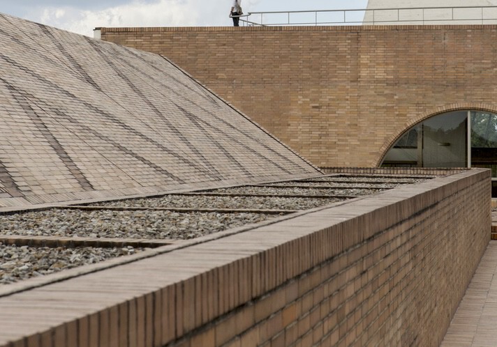 Legacy in Matter: Material Traditions in South American Architecture - Image 17 of 17