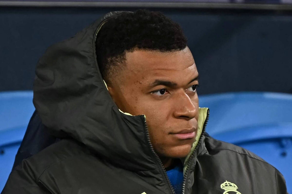 Kylian Mbappe’s knee injury misdiagnosed after Real Madrid staff scanned wrong leg