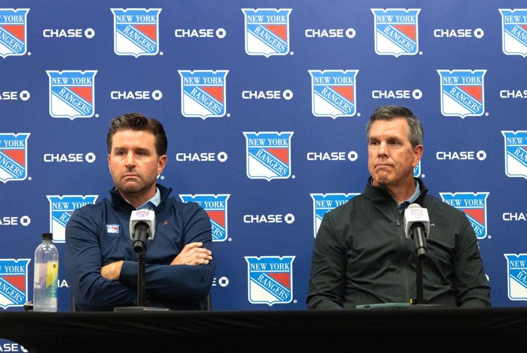 Rangers GM Chris Drury (l.) and head coach Mike Sullivan (r.)