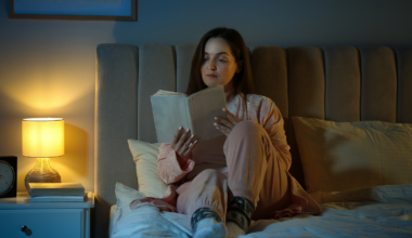 Research suggests people who read before bed every night have a fundamentally different brain than people who watch TV