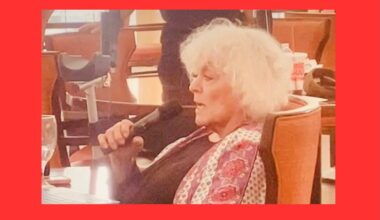 Carole Wade, Senior Living, music, karaoke, Fleetwood Mac