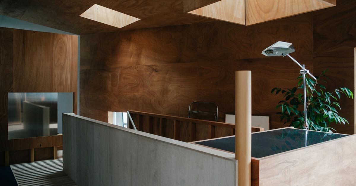 concrete and timber converse in osaka residence’s interiors