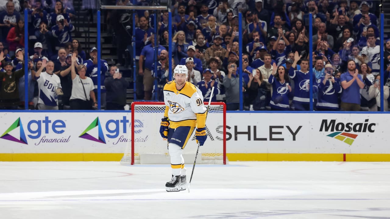 Stanley Cup Playoffs Buzz: Stamkos, Predators visit Lightning clinging to playoff spot