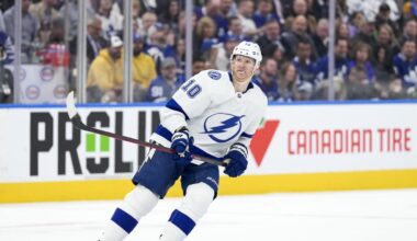NHL On Tap: Perry to debut for Lightning against Maple Leafs
