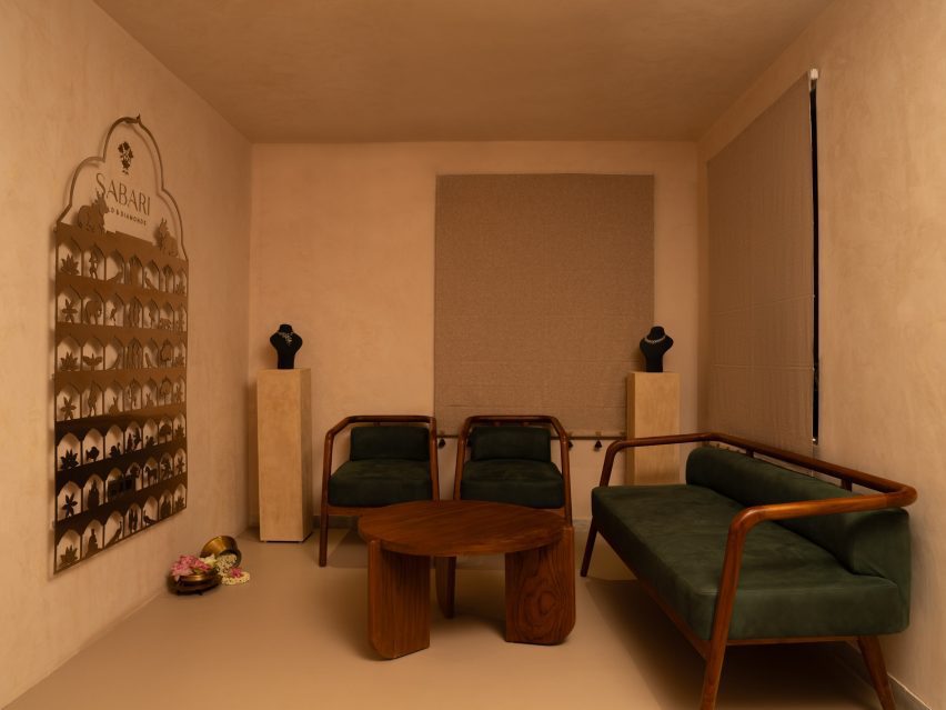 Jewellery store in Tiruppur