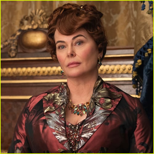 Bridgerton Character Stills