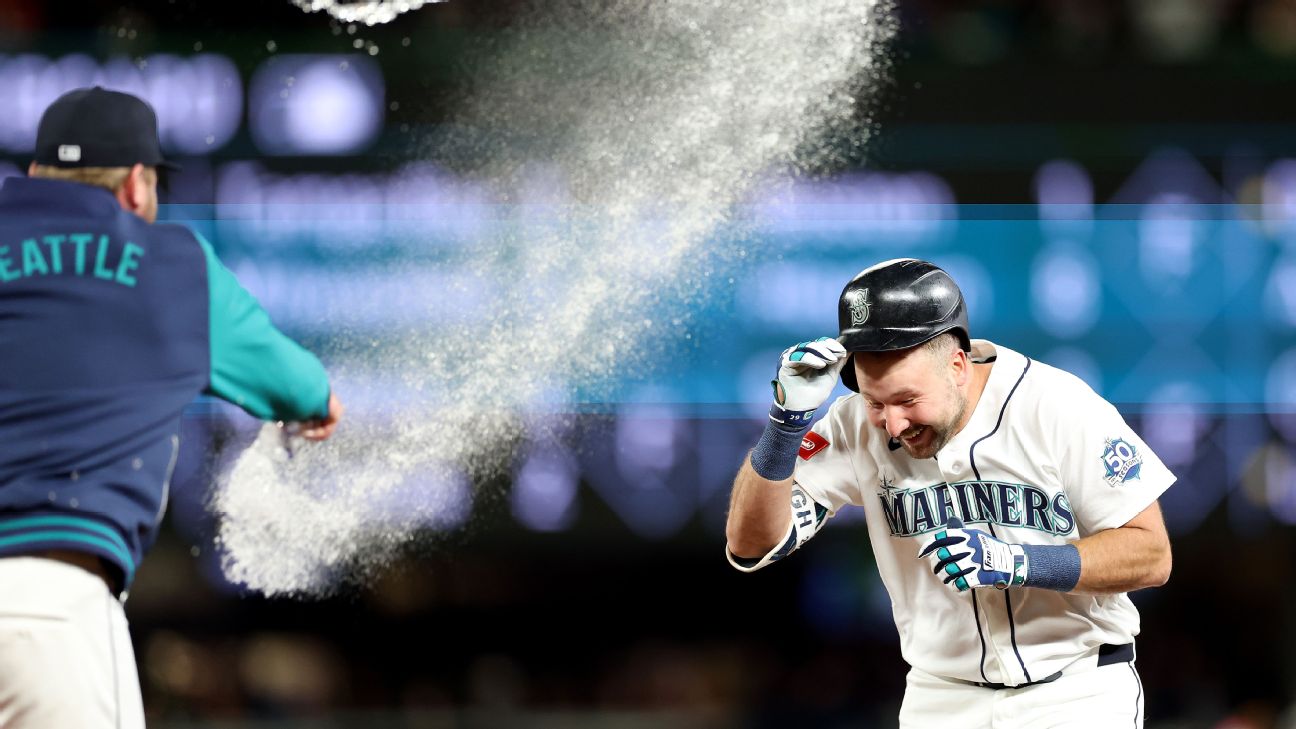 Mariners' Cal Raleigh doesn't start, gets walk-off hit vs. Yankees