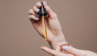 When Dermatologists Say You Should Start Using a Retinoid