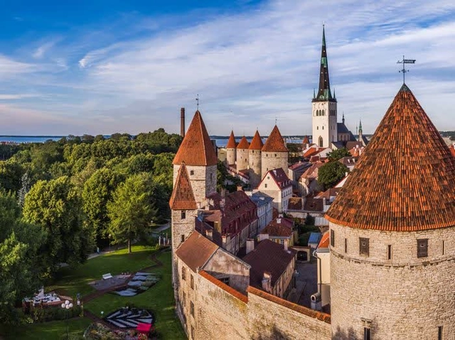 Old Town - Visit Tallinn