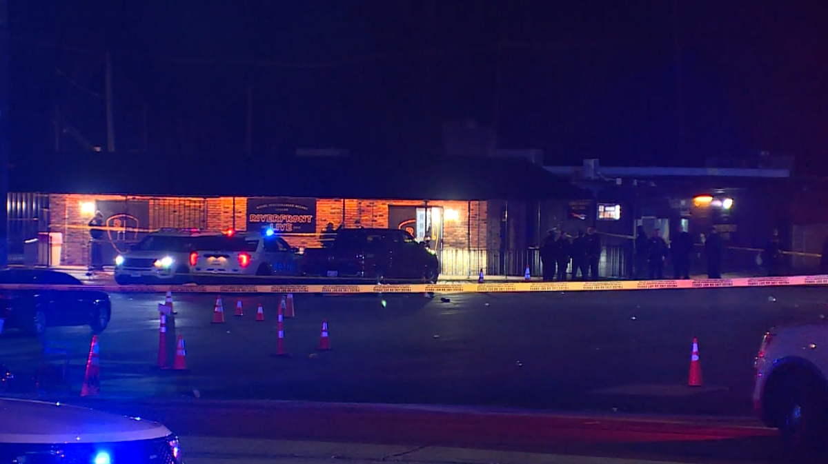 9 injured in mass shooting at Riverfront Live in Cincinnati