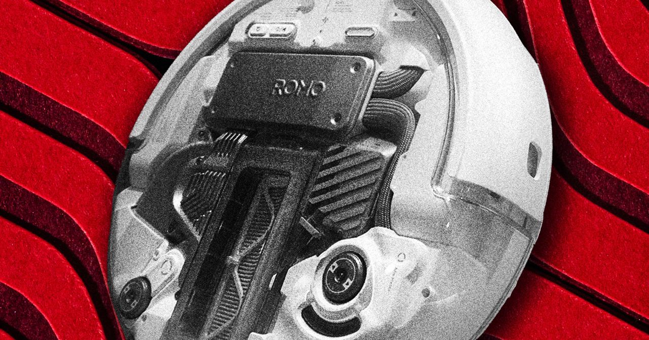 Area Man Accidentally Hacks 6,700 Camera-Enabled Robot Vacuums