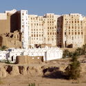 Shibam. © Flickr User Dan under license (CC BY-SA 2.0). The Earthen Towers of Shibam: A Vertical City in the Yemeni Desert - Image 5 of 12
