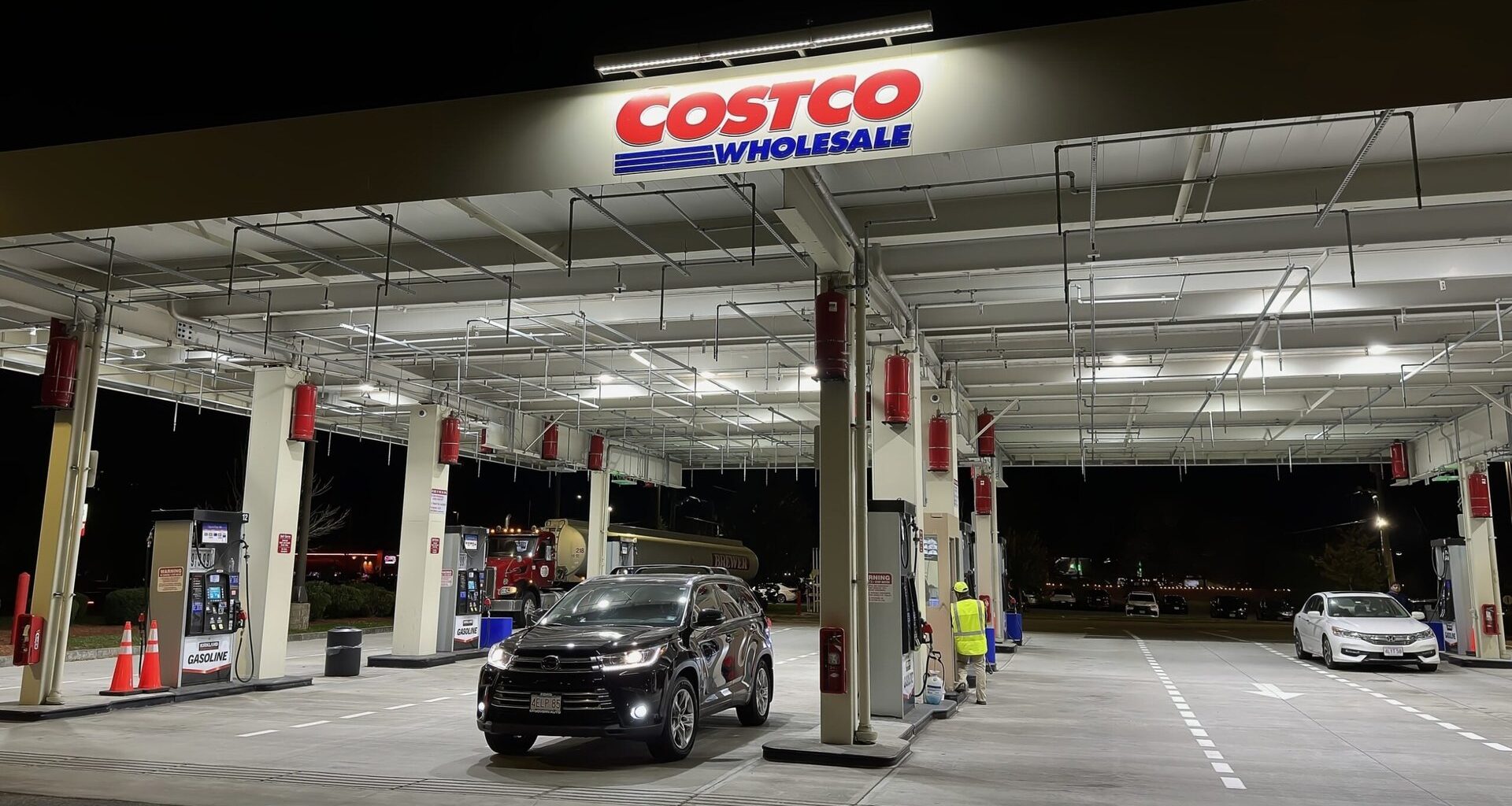 How Costco Is Quietly Using AI to Lower Your Costs (Even at the Gas Station and Pharmacy)