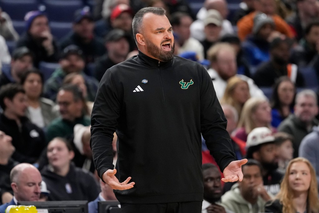 Bryan Hodgson coaching for South Florida during the NCAA Tournament.