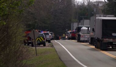 2 students dead and at least 7 other people injured in Tennessee school bus crash