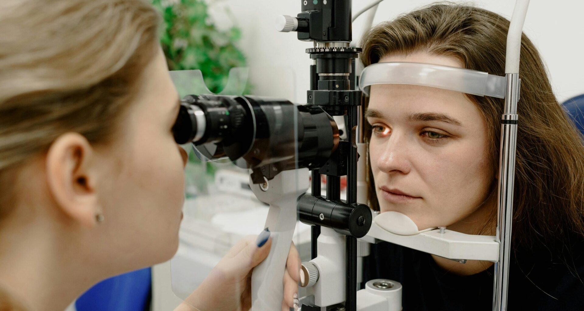 Expanding eye doctors’ scope of practice gets heated 