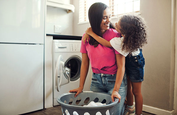 As temperatures warm, here are some energy efficiency tips from our partner, Reliant – Space City Weather