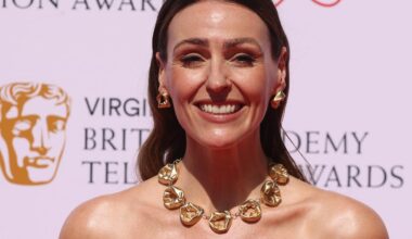 Suranne Jones, 47, builds muscle with this exact 35-minute strength circuit