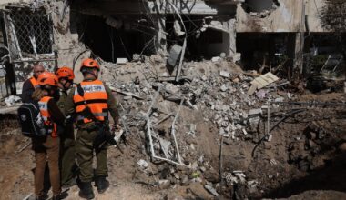 Iran war rages as oil and stock markets grapple with conflicting messages from Trump and Tehran