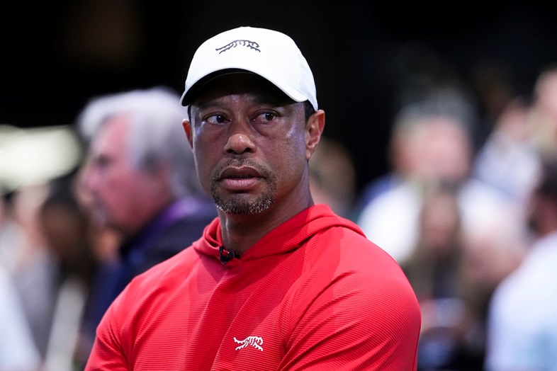 Tiger Woods' decision to delay his Ryder Cup captaincy call has confused Bernard Gallacher.
