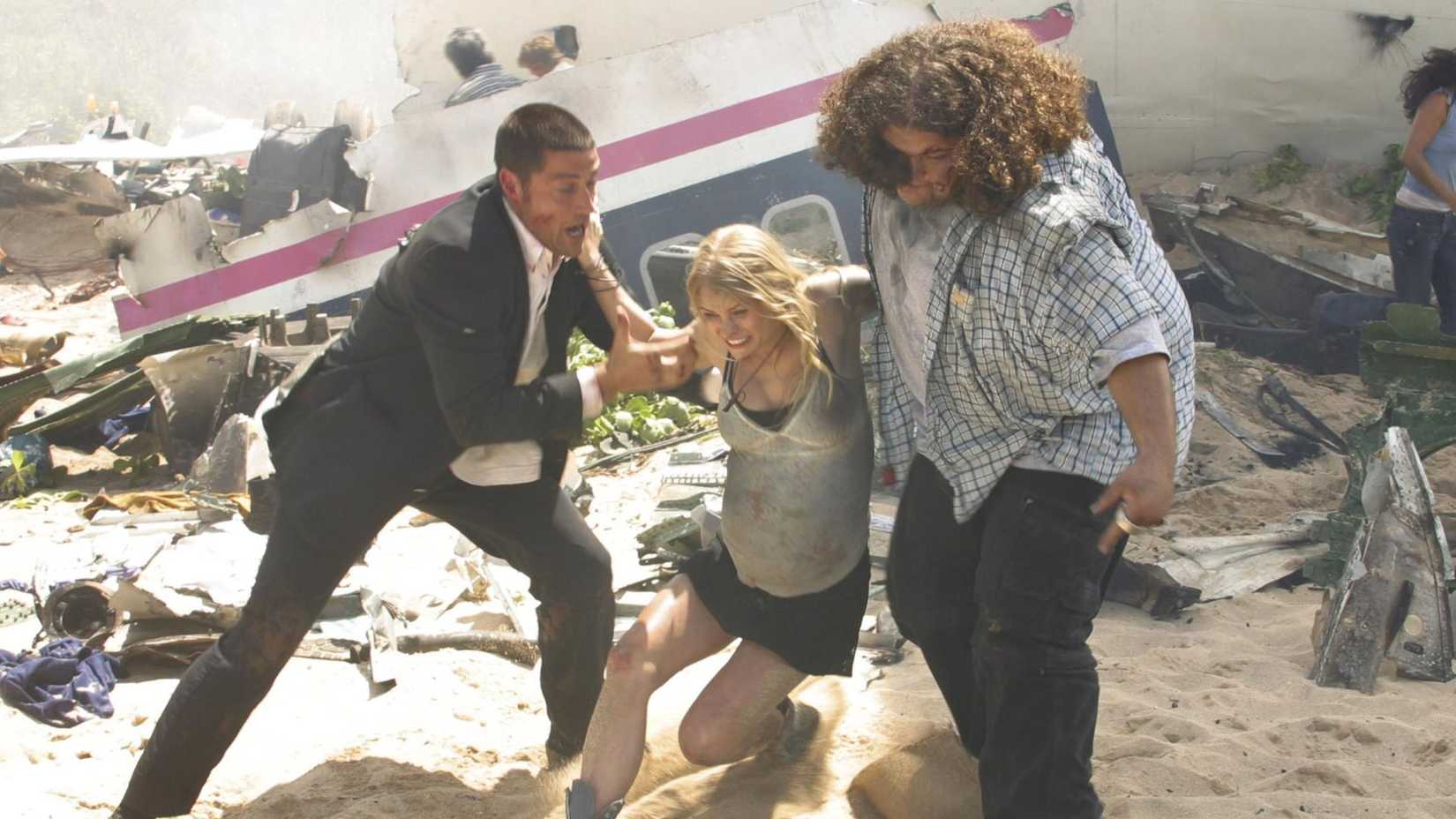 Jack, Claire, and Hurley in Lost's pilot episode