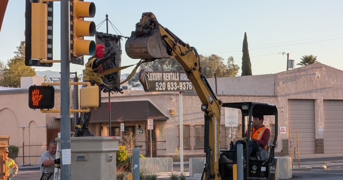 Crew takes down Cesar Chavez statue at Five Points intersection Downtown