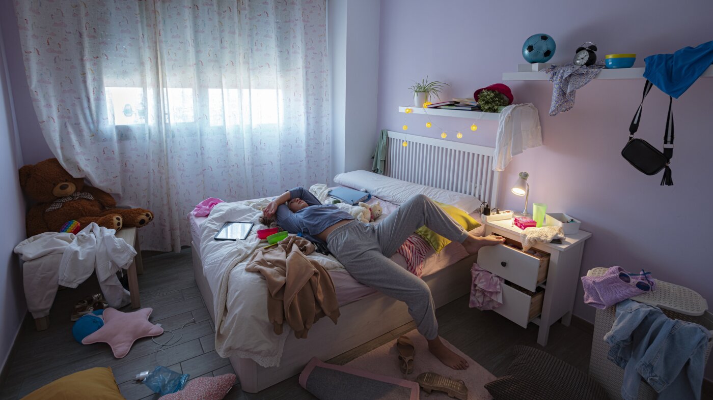 Teens are sleeping less than ever and screens aren’t primarily to blame : NPR