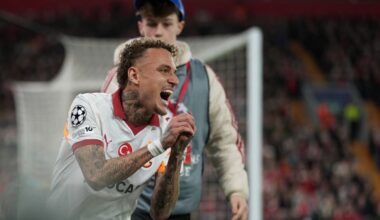 Galatasaray player Noa Lang sustains freak hand injury at Anfield