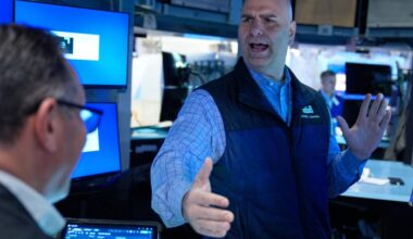 Oil prices resume their rise, but US stocks hold steadier this time around