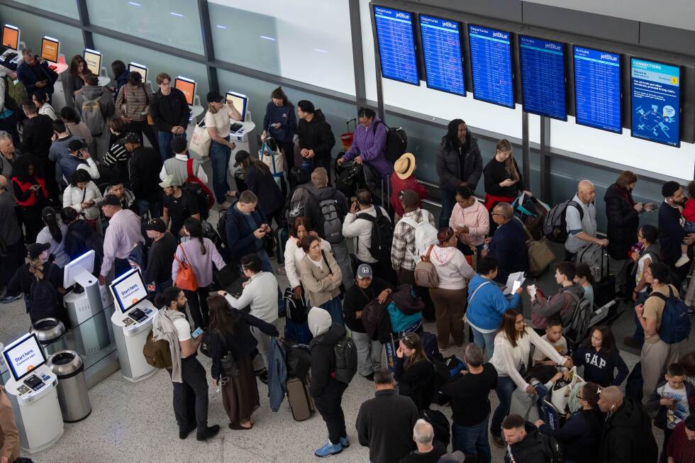 Enhanced role for immigration officers at US airports