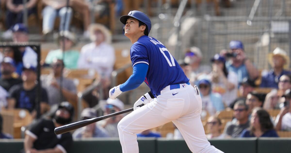 Contributor: MLB's biggest rivalry this season will be players vs. owners