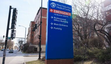 West Suburban Medical Center closing temporarily as it runs out of cash to pay employees