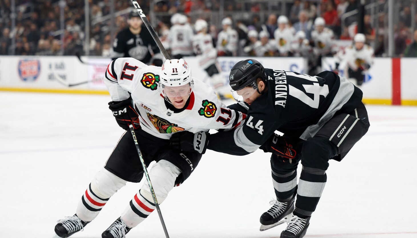 Analyzing Oliver Moore's performance in his rookie season with Blackhawks