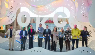 Oklahoma City unveils new 'Cloud Embrace' sculpture in Bricktown