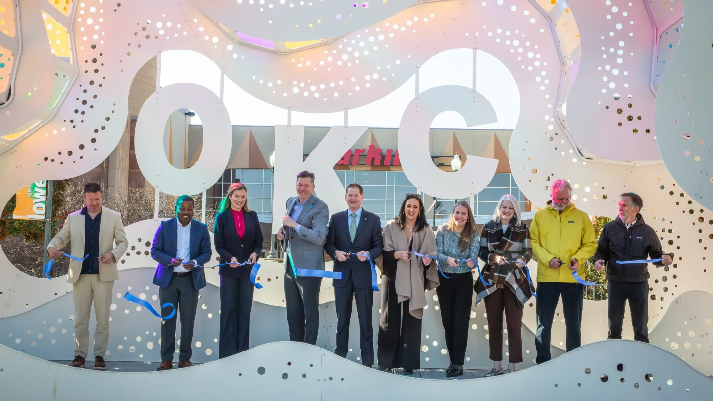 Oklahoma City unveils new 'Cloud Embrace' sculpture in Bricktown