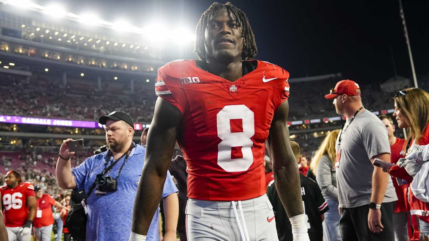 Arvell Reese is the betting favorite to go No. 2 overall in the 2026 NFL draft