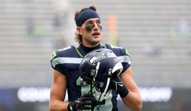 Seahawks match Jaguars' offer sheet for RFA Jake Bobo