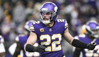 Harrison Smith replaces Derwin James Jr. in flag football tournament