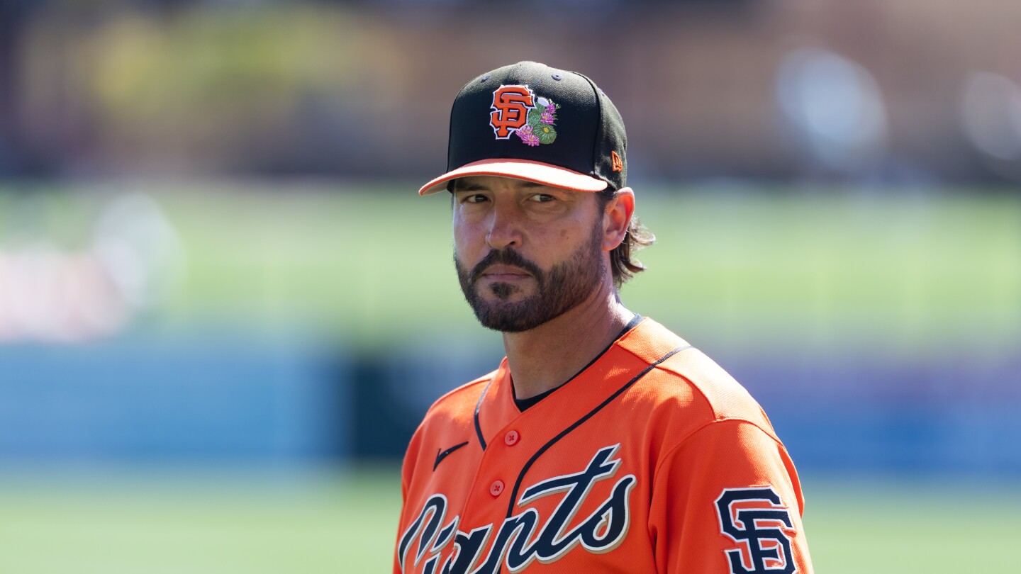 Giants’ Tony Vitello is attacking his college-to-pro transition with high energy, help from others