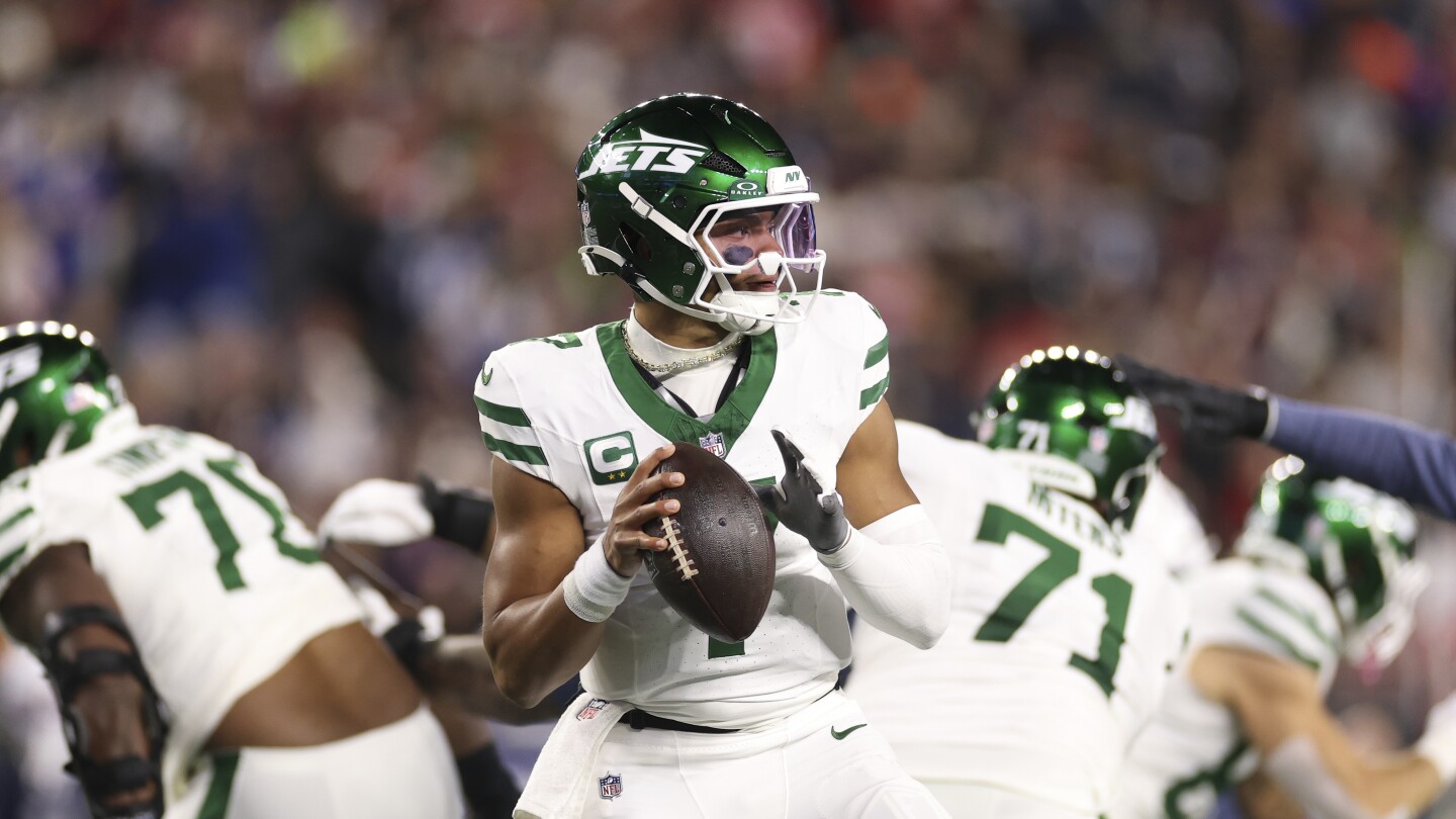 Justin Fields trade is a win-win-win for Chiefs, Jets, Fields
