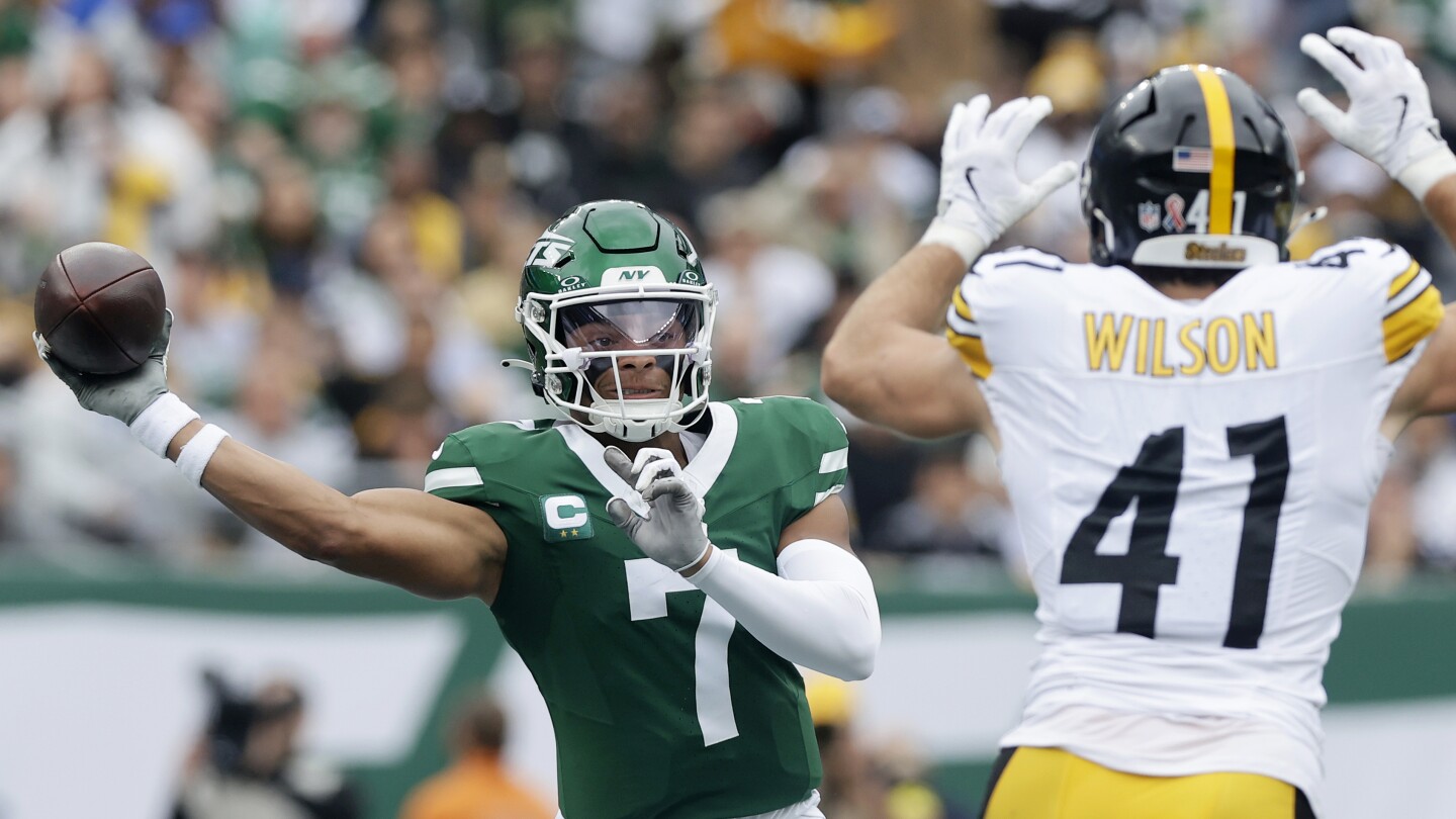 Justin Fields could be first QB with four straight Week 1 starts for four different teams