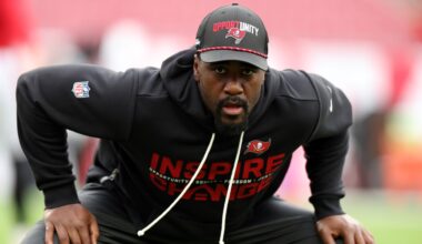 Lavonte David had knee surgery after 2025 season
