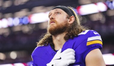 Vikings restructure TE T.J. Hockenson's contract